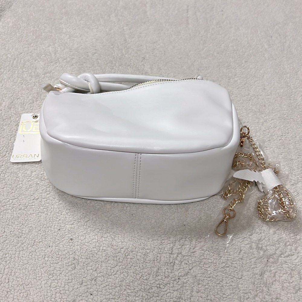 URBAN EXPRESSIONS Cassandra Top Handle Crossbody Bag - Picture 5 of 9